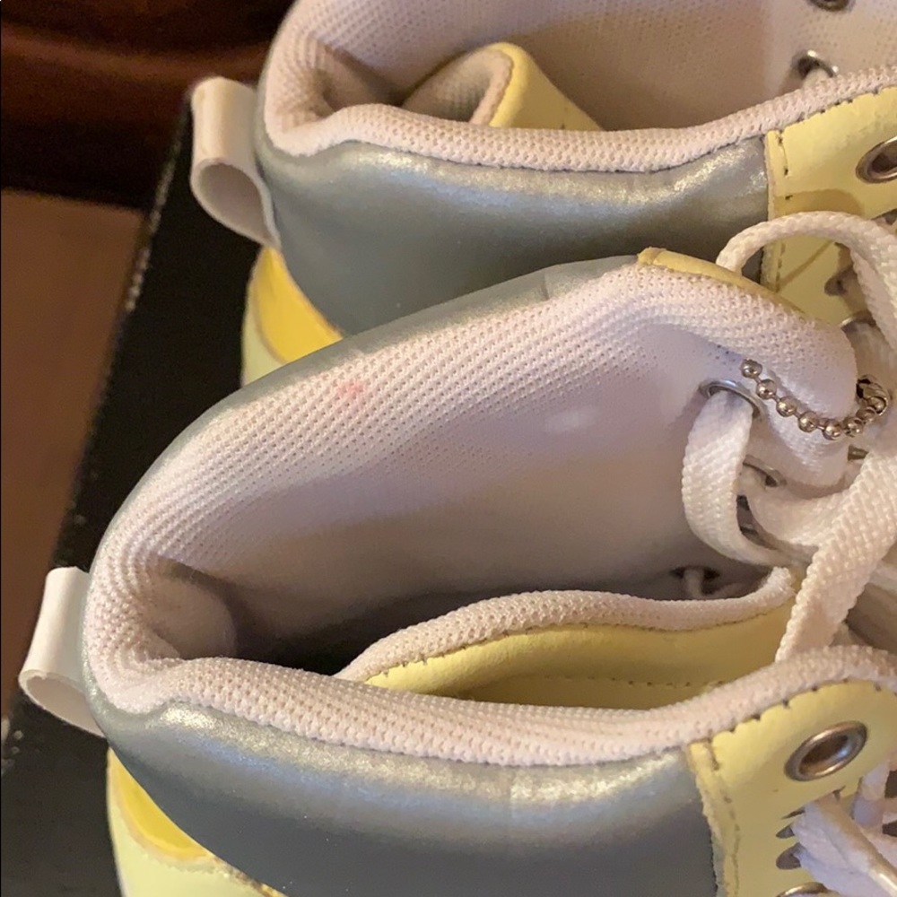 Creative recreation sneakers - Picture 2 of 4